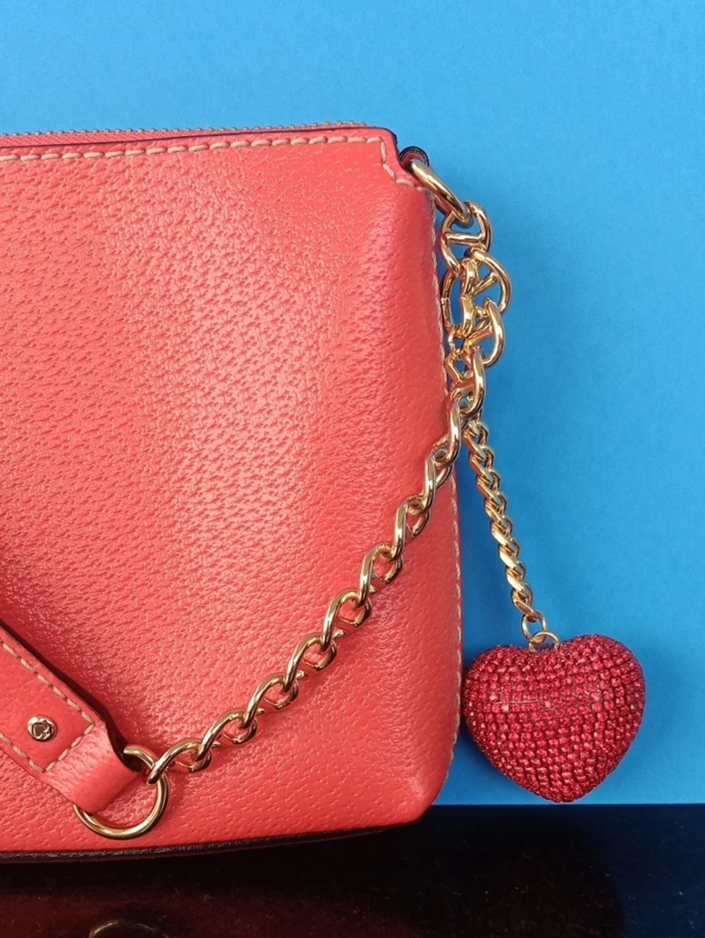 kate spade coral leather wristlet with heart charm Size10.5×6×1